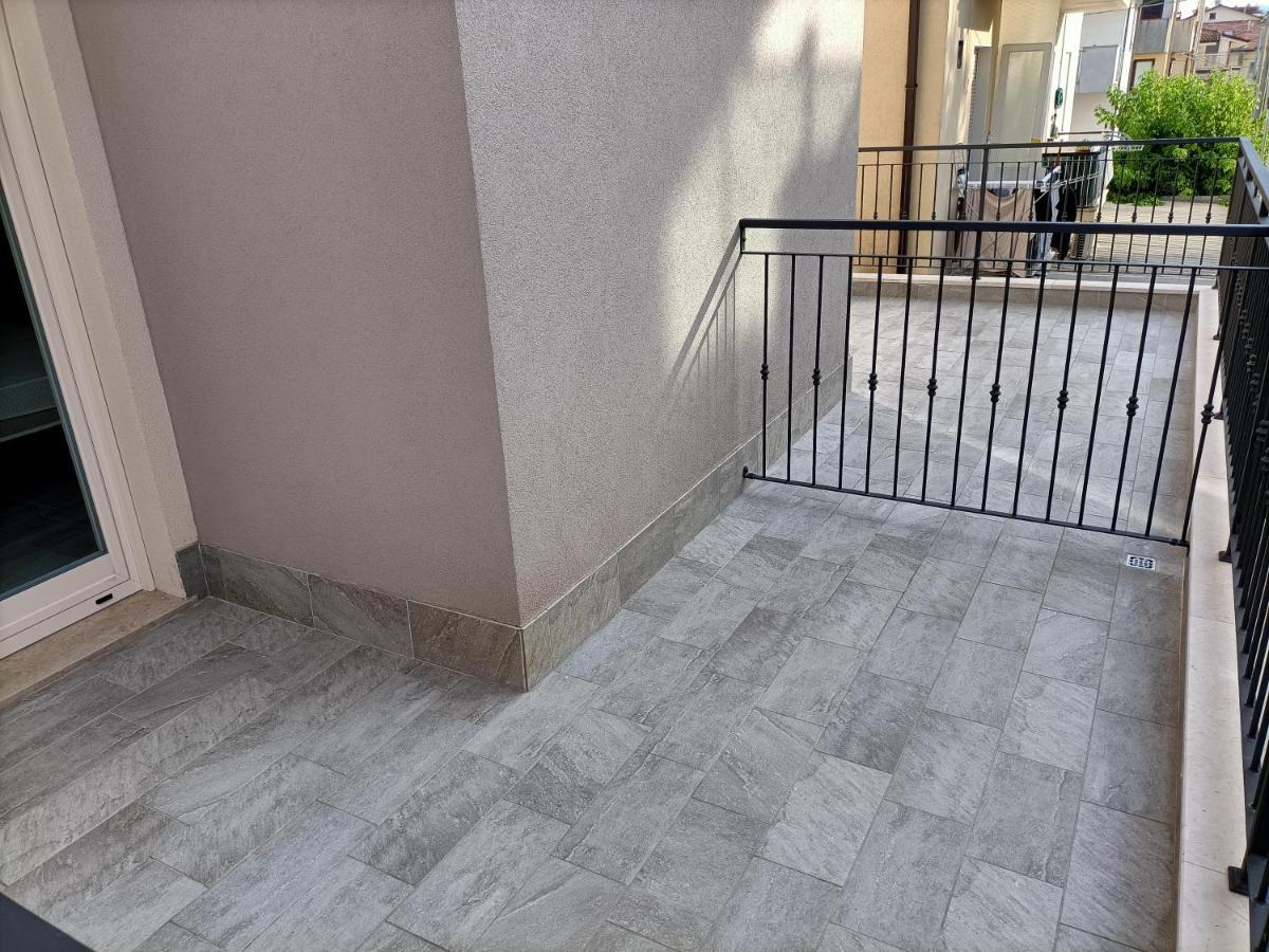 Hotel Bed & Book Rimini Exterior foto